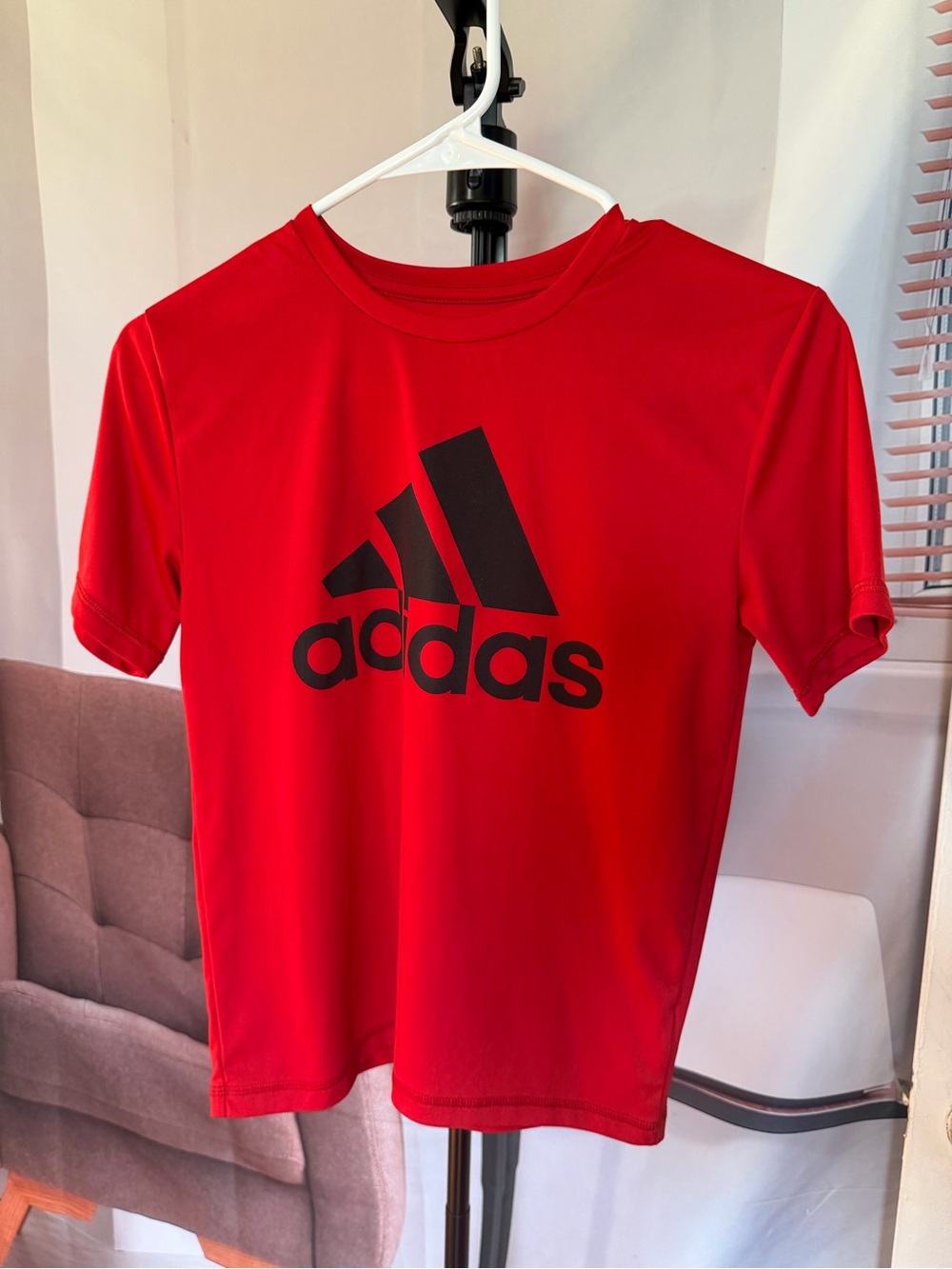 Adidas Boys Red Big Logo Short Sleeve Athletic Shirt Size S (8)